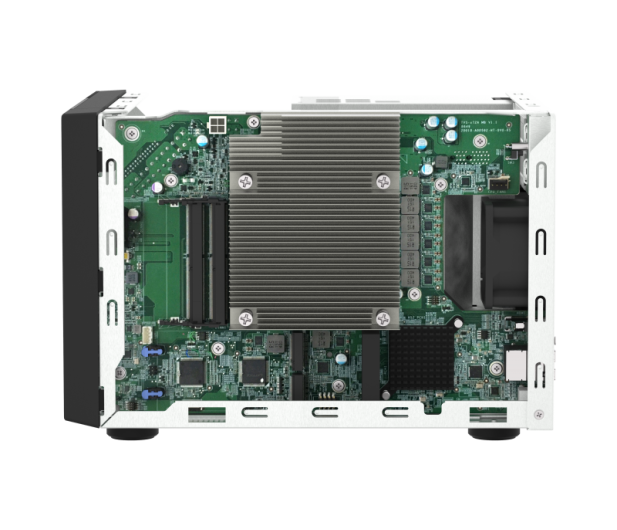 QNAP TVS-h674-i3-16G - 1262712 - zdjęcie 2